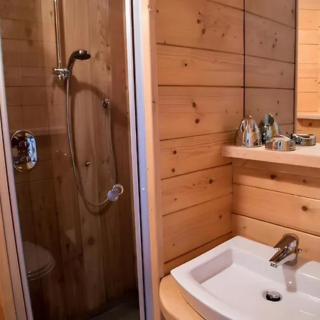 Chalet Au Rascard - D'hotes Brusson