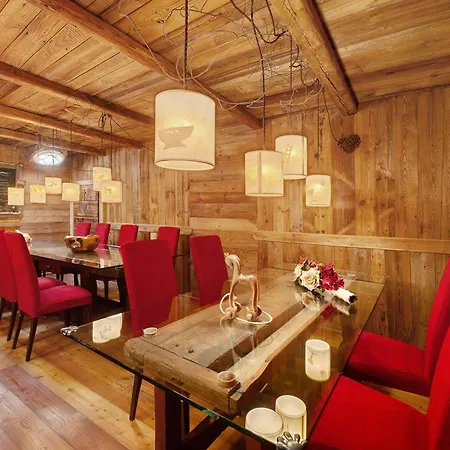 Au Rascard - D'hotes Alpstuga Brusson