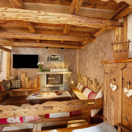 Chalet Au Rascard - D'hotes Brusson