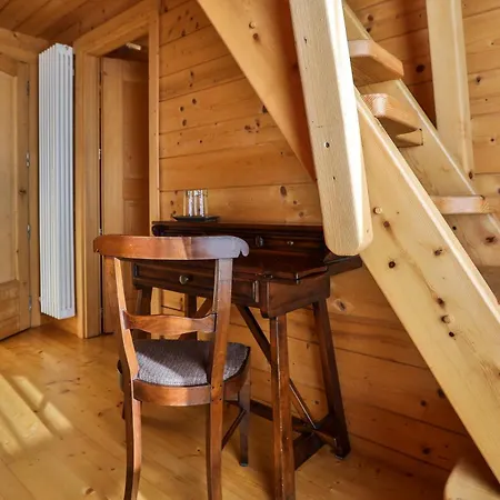 Chalet Au Rascard - D'hotes Brusson